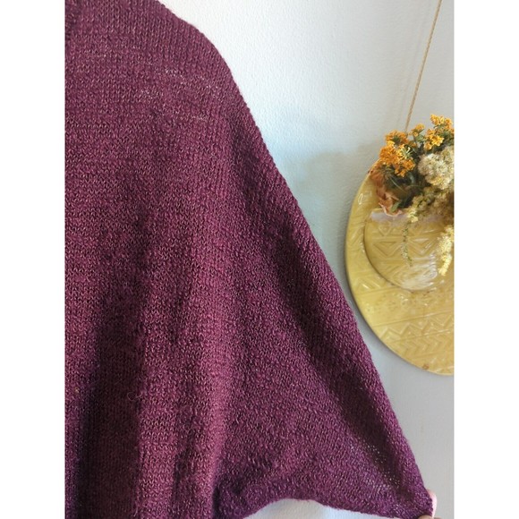 GAP Women's V-Neck Sweater in Burgundy - Picture 3 of 6